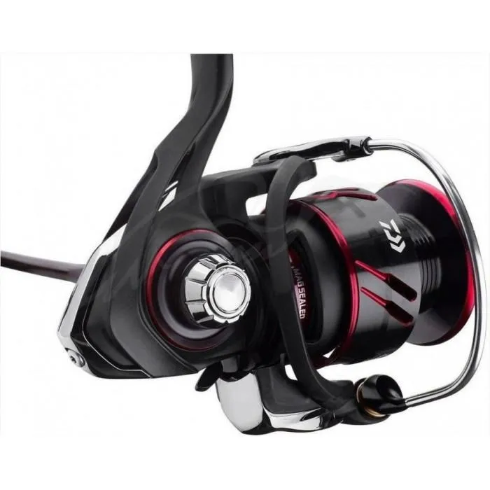 Катушка Daiwa 17 Ballistic LT 2000D