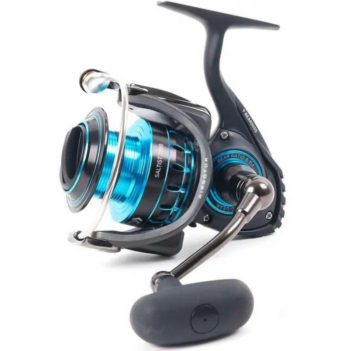 Котушка Daiwa Saltist 3000