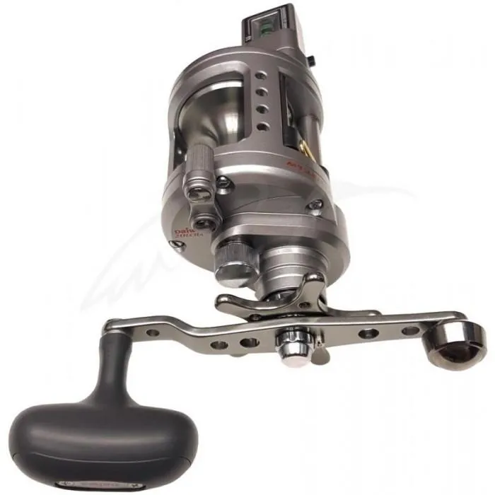 Катушка Daiwa Saltist STTLW20LCHA 4+1BB